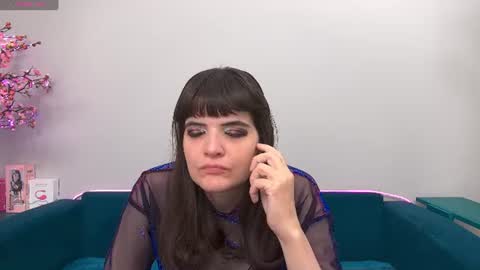 Laura online show from August 5, 3:36 am