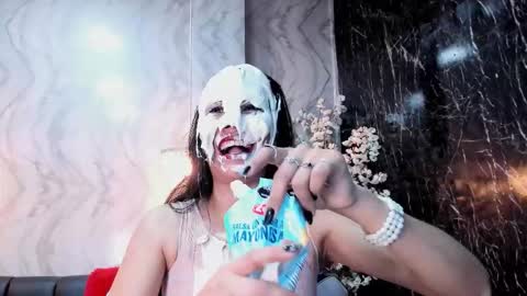 feetbynic online show from November 15, 10:33 pm