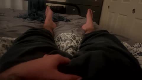 FEETOMINES online show from December 15, 3:24 am