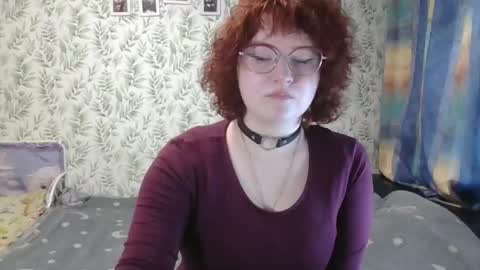 felicity_play online show from April 28, 6:18 am