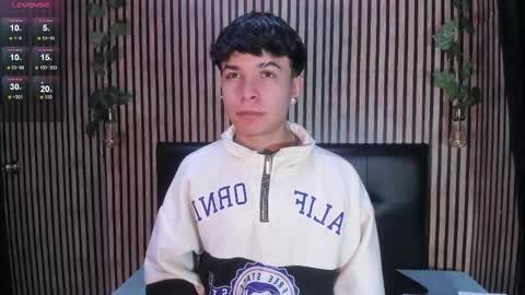 Snapshot of felipe_boy_18 chatting on September 10, 4:02 am felipe_boy_18 online show from September 10, 4:02 am