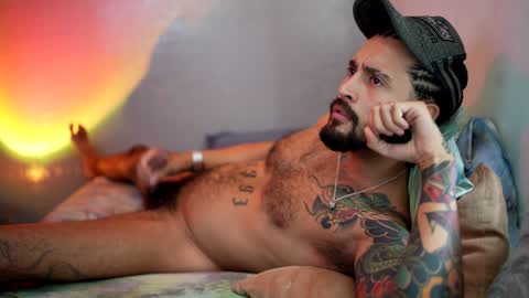 Felix Candela  online show from January 2, 9:07 pm