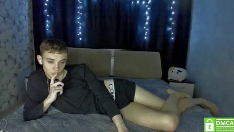 felixcurt online show from March 6, 8:08 pm