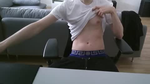 felixsagg online show from June 20, 9:59 am
