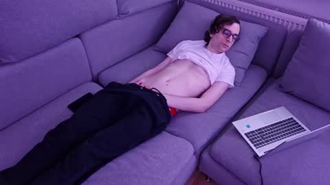 felixsagg online show from July 6, 3:14 pm