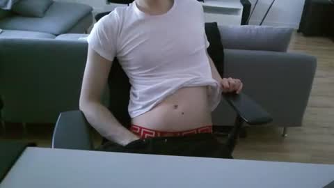 felixsagg online show from June 26, 7:14 am