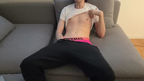 felixsagg online show from June 30, 3:22 pm