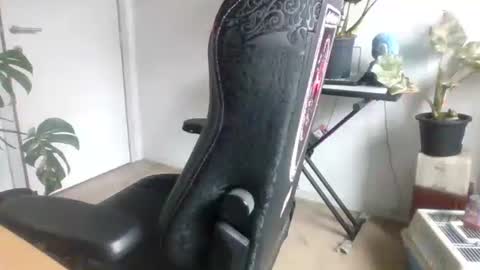 fem_alice_louis_dom online show from October 27, 11:54 am