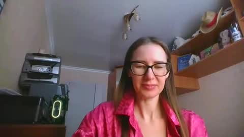 feraliss online show from January 18, 10:35 am