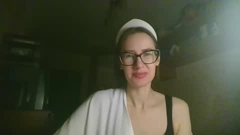 feraliss online show from January 7, 4:23 pm