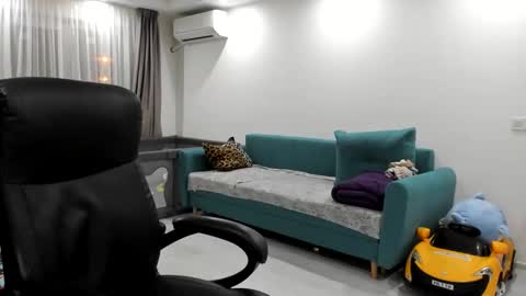 Snapshot of fetishcatalea chatting on January 13, 7:20 pm Catalea DM online show from January 13, 7:20 pm