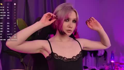 Rey online show from April 4, 8:27 pm