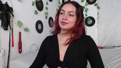 scarlet shelby online show from December 9, 4:58 pm