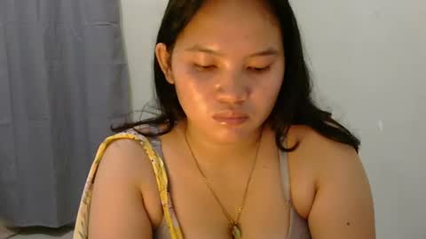fhwilloughbyxx online show from July 2, 12:21 pm