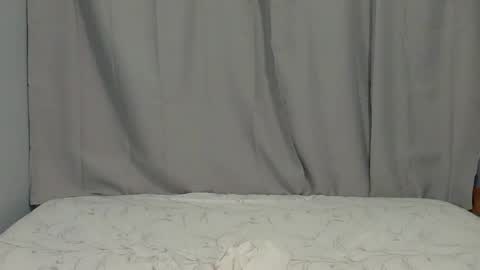 fhwilloughbyxx online show from April 15, 7:58 pm