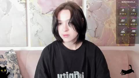 fiamoory online show from May 24, 1:35 am
