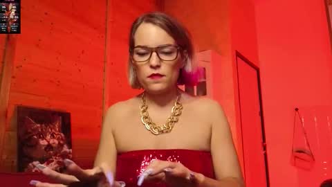 Lady online show from March 13, 7:06 pm