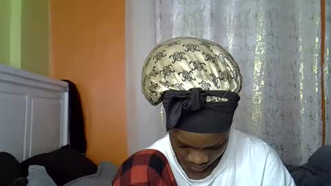 fine_queen12 online show from September 12, 8:49 am