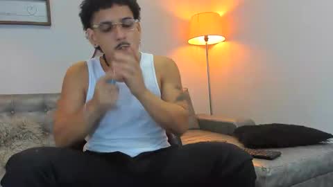 fire_boy69 online show from December 1, 6:39 pm