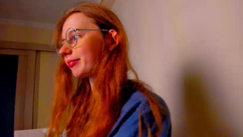 fire_luna online show from November 23, 5:00 pm