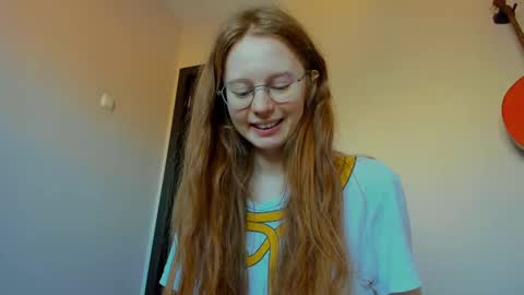 fire_luna online show from February 26, 10:38 am