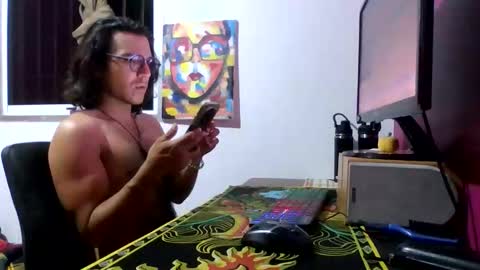 Ricardo online show from December 2, 3:38 am