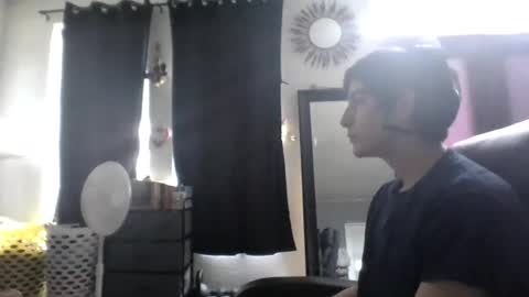 fitboi321 online show from April 7, 12:01 am