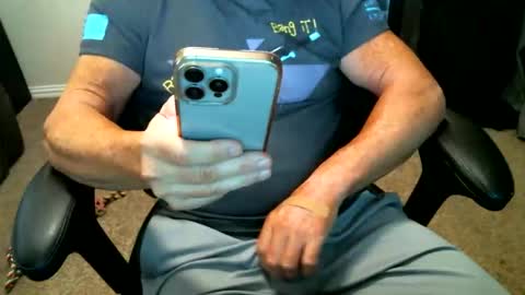 fitguy40 online show from March 1, 9:41 pm