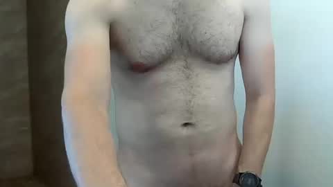 fithubby80 online show from October 10, 3:07 pm