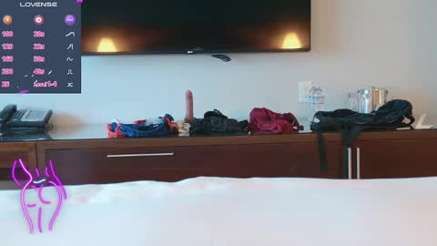 Snapshot of flexybae1997 chatting on October 7, 9:22 pm FlexyBoy997 online show from October 7, 9:22 pm