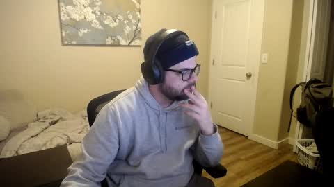 flikk14 online show from February 4, 5:00 am