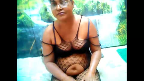 flirtacious_indian online show from February 19, 5:05 am