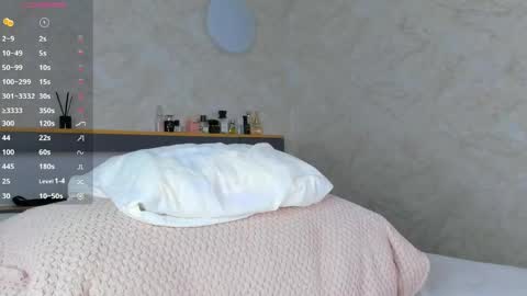 Emely  online show from April 8, 2:47 am