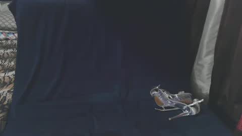 Snapshot of flirtymistressx chatting on March 8, 9:06 am FlirtyMistressX online show from March 8, 9:06 am