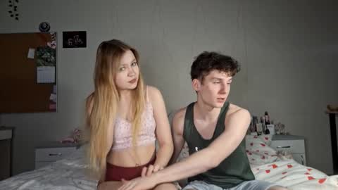 Flora and Sam online show from February 17, 12:15 pm