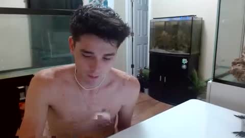 Snapshot of florida_twink chatting on September 9, 11:38 pm OF Joey Grey17 online show from September 9, 11:38 pm