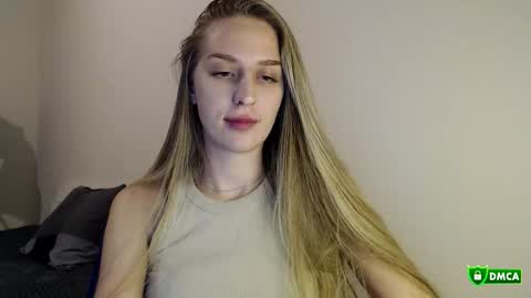 Florisa online show from October 27, 11:38 pm