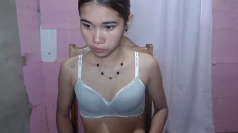 florloversweet1 online show from July 16, 6:06 am