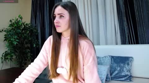 Snapshot of flouvet chatting on September 14, 7:32 am Flouvet online show from September 14, 7:32 am