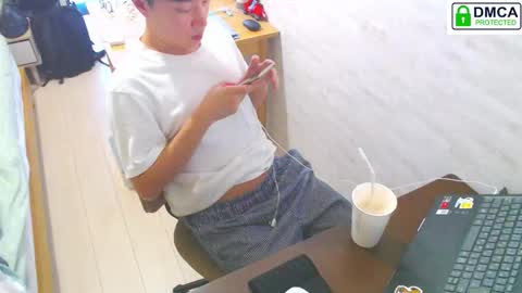 flowerbox online show from November 3, 6:25 am