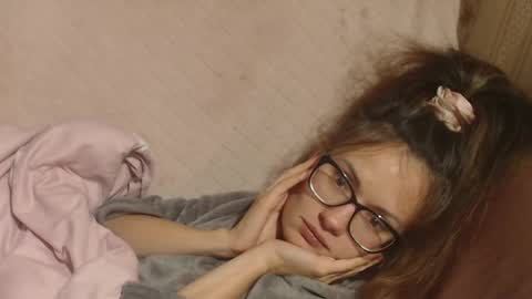 say meow and send tip  online show from November 16, 8:33 pm