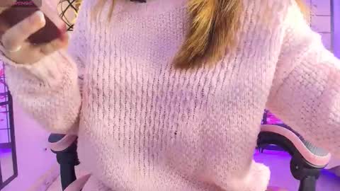  FLUFFY BUBBLE  online show from March 5, 5:38 am