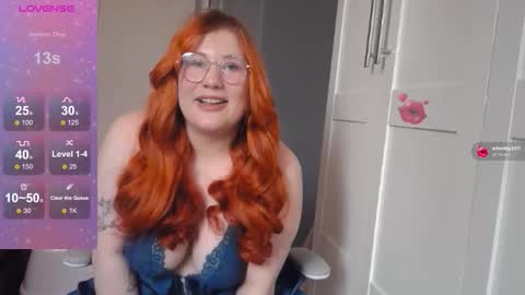 Snapshot of fluffy_rainbow_kity chatting on October 31, 11:10 am Fluffy Kity online show from October 31, 11:10 am