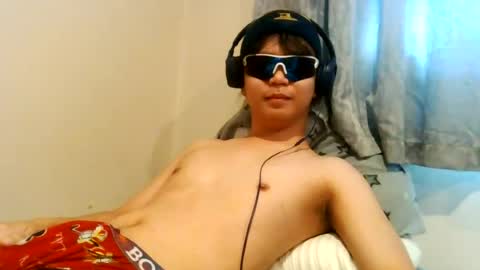 fluffycroissant07 online show from June 14, 10:23 pm