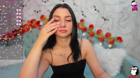 Snapshot of flufyfoxx chatting on October 21, 12:38 am Lina online show from October 21, 12:38 am