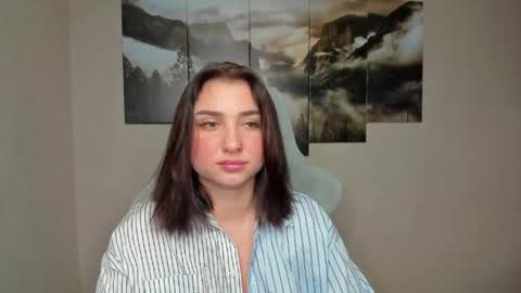 Lina online show from May 11, 2:07 am