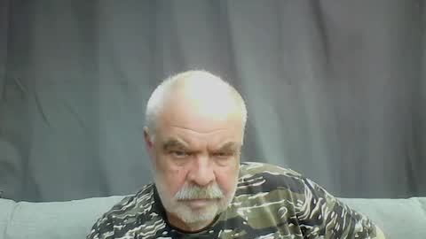 flutto online show from June 17, 6:02 pm