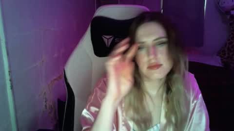 Flux online show from November 5, 2:41 pm