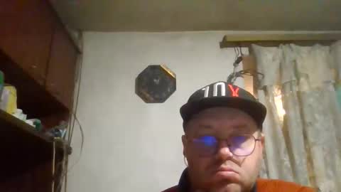 Snapshot of fm_group_nederland chatting on October 18, 8:02 pm VIP Magnolia online show from October 18, 8:02 pm