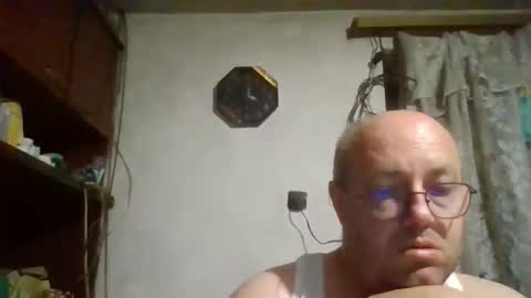 Snapshot of fm_group_nederland chatting on September 26, 12:57 pm VIP Magnolia online show from September 26, 12:57 pm